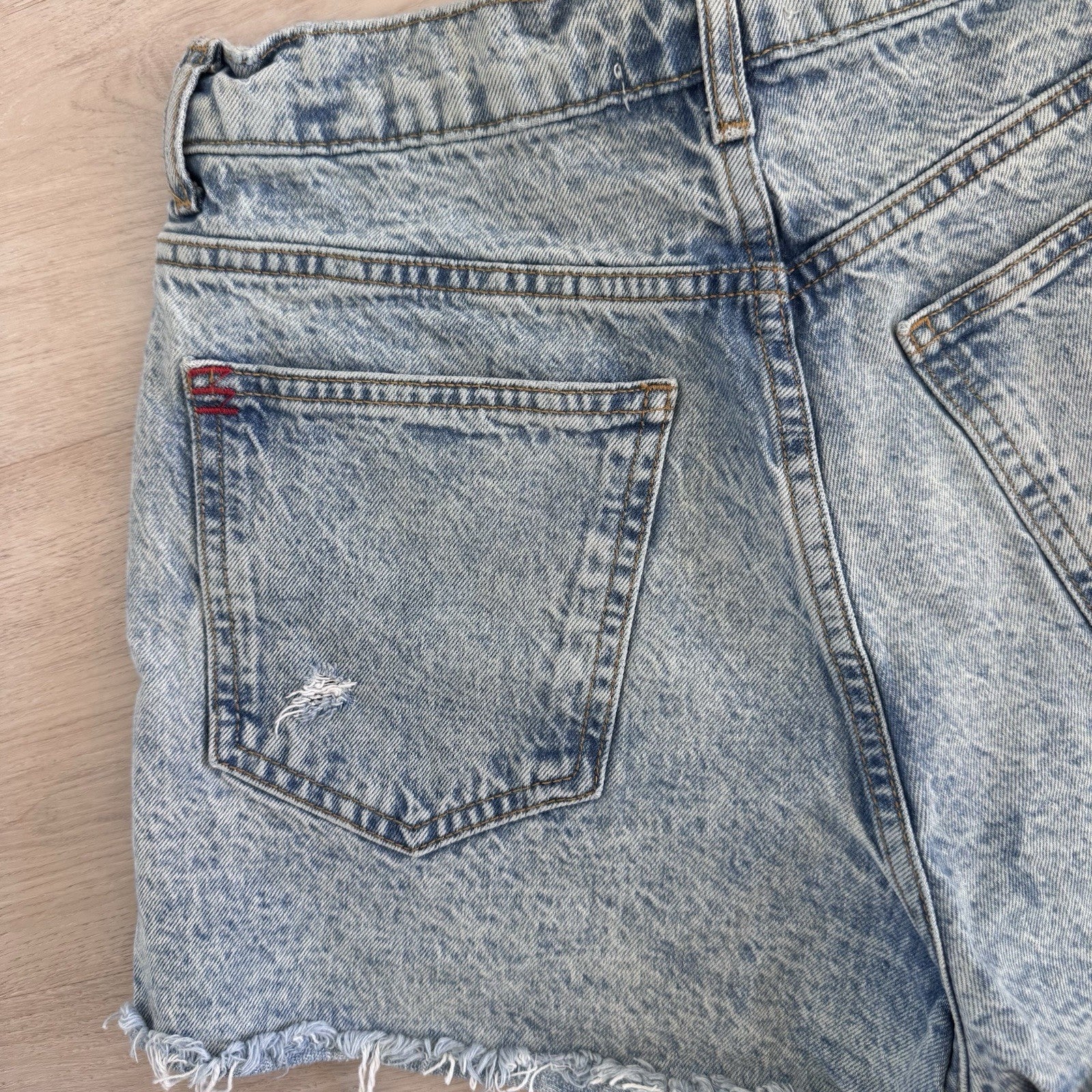 BDG Urban Outfitters Denim Shorts 28 Acid Wash Distressed Raw Hem