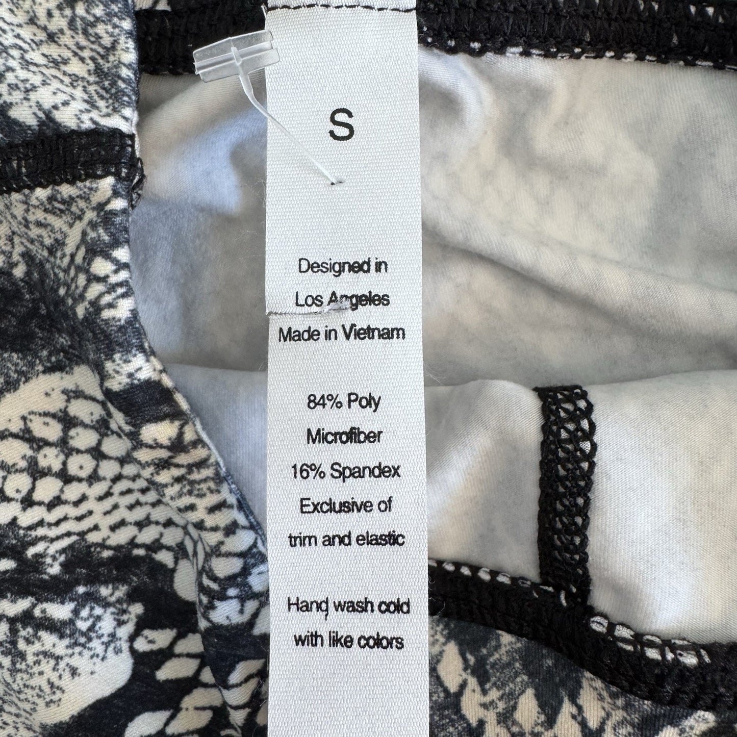 Rae Mode Womens Snakeskin Biker Shorts High Rise Stretch Size Small 