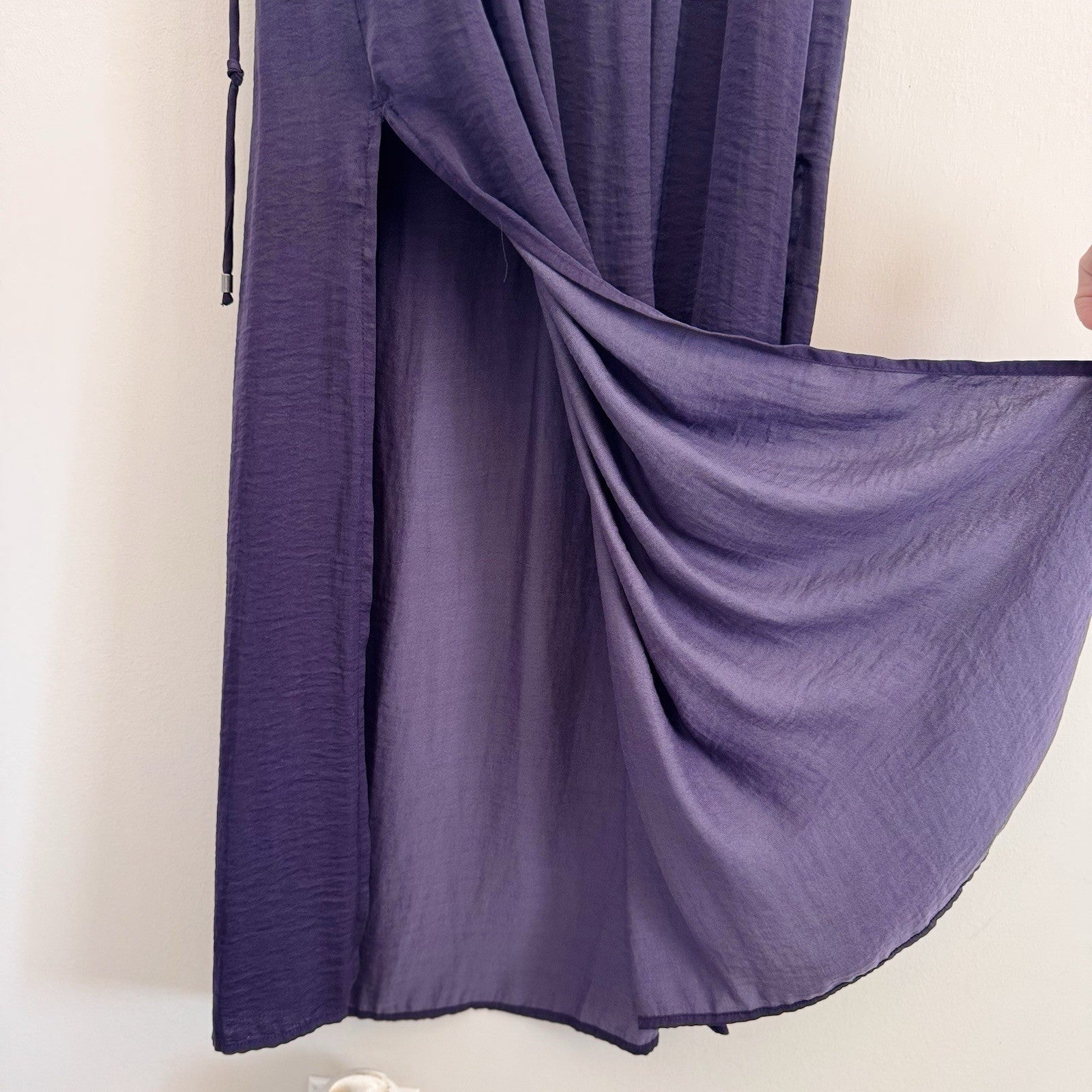 GAP Women's XS Blackberry Purple Pleated Sleeveless Maxi Dress Side Slits Plum