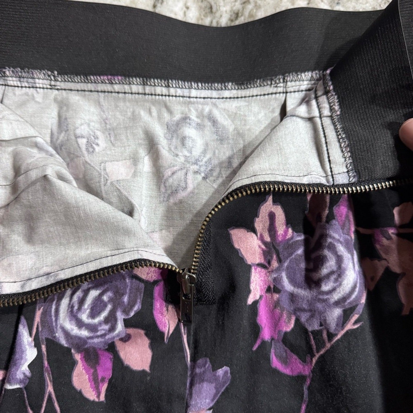 ELLE black floral print skirt size small