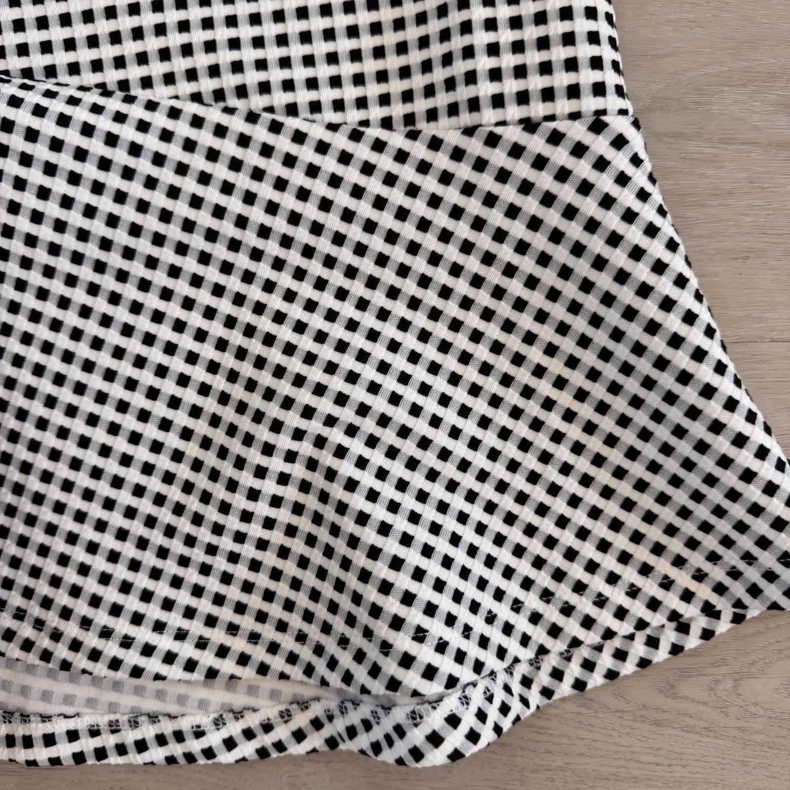Banana Republic Gingham Flounce Skirt 10 Tall Black White