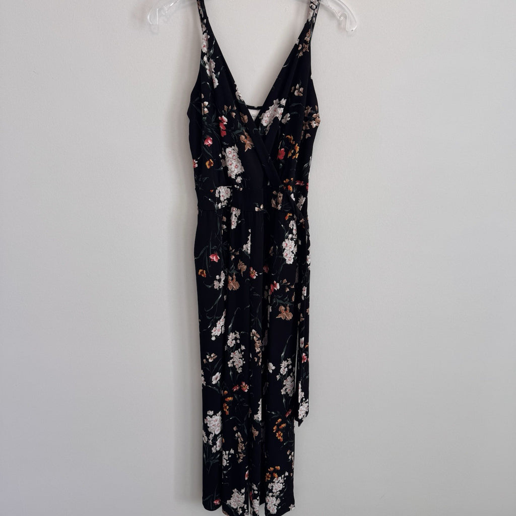 Kaileigh Black Floral Wide Leg Jumpsuit Medium Sleeveless V-Neck Pockets Women’s