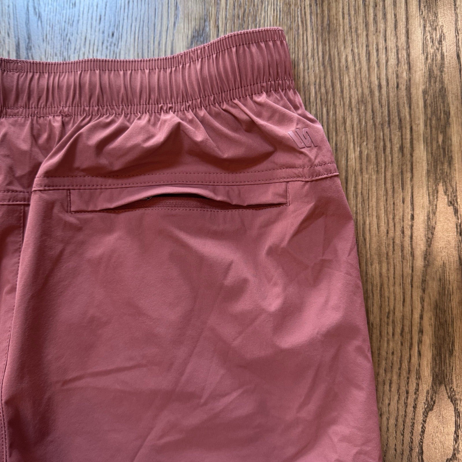 VRST Men’s 5” Everyday Shorts Desert Rust Size XXL  NWT $50
