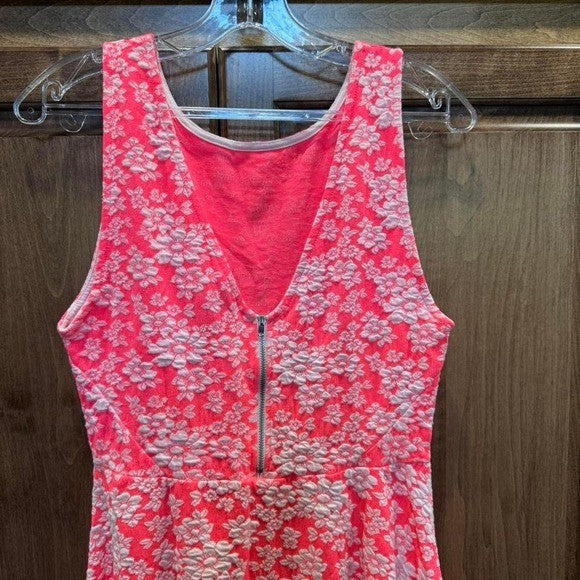 H&M Divided Hot Pink Textured Floral Dress | Size 10