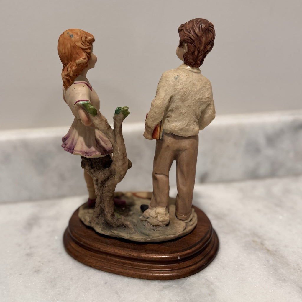Vintage L’Arte Nel Mondo Figurine Boy Girl Tennis Scene Wood Base