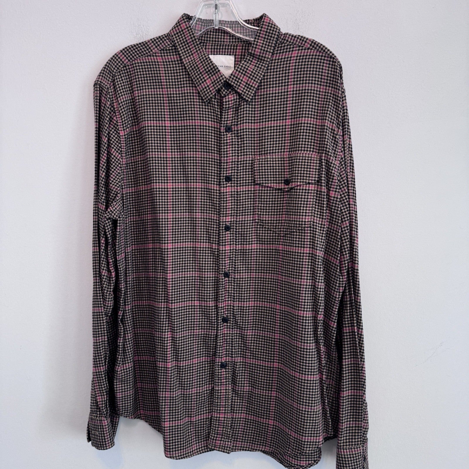 American Eagle XL Plaid Button Up Shirt Pink Tan Black Flannel Y2K
