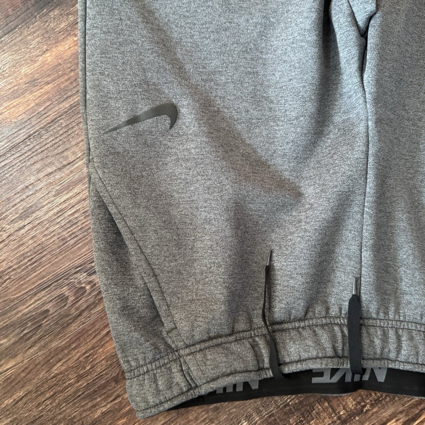 Mens Nike Dri Fit Therma Tapered Joggers Sweatpants 27" AO2370-071 Gray sz L