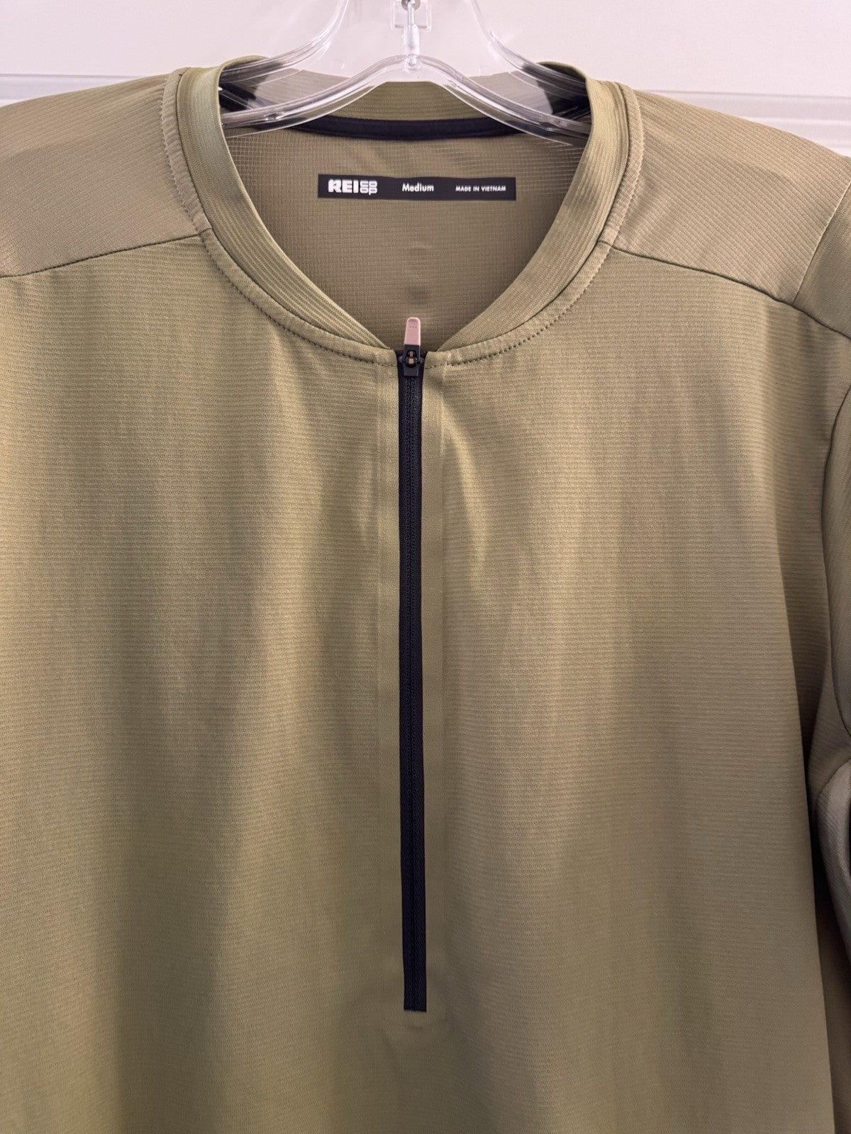 REI Co-op Men’s 1/4 Zip Pullover Olive Green Medium Lightweight Hiking Shirt