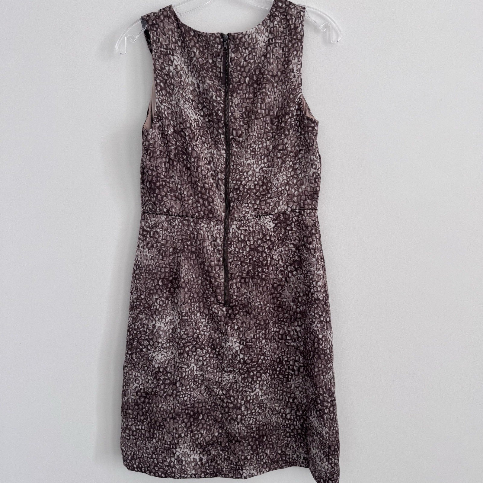 LOFT Size 4 Ruffle Front Sleeveless Sheath Dress Mauve Print
