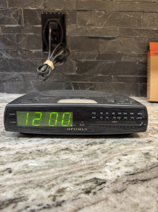 Vintage Optimus CR-320 Digital Clock with Dual Alarm AM/FM Radio Tested🔥