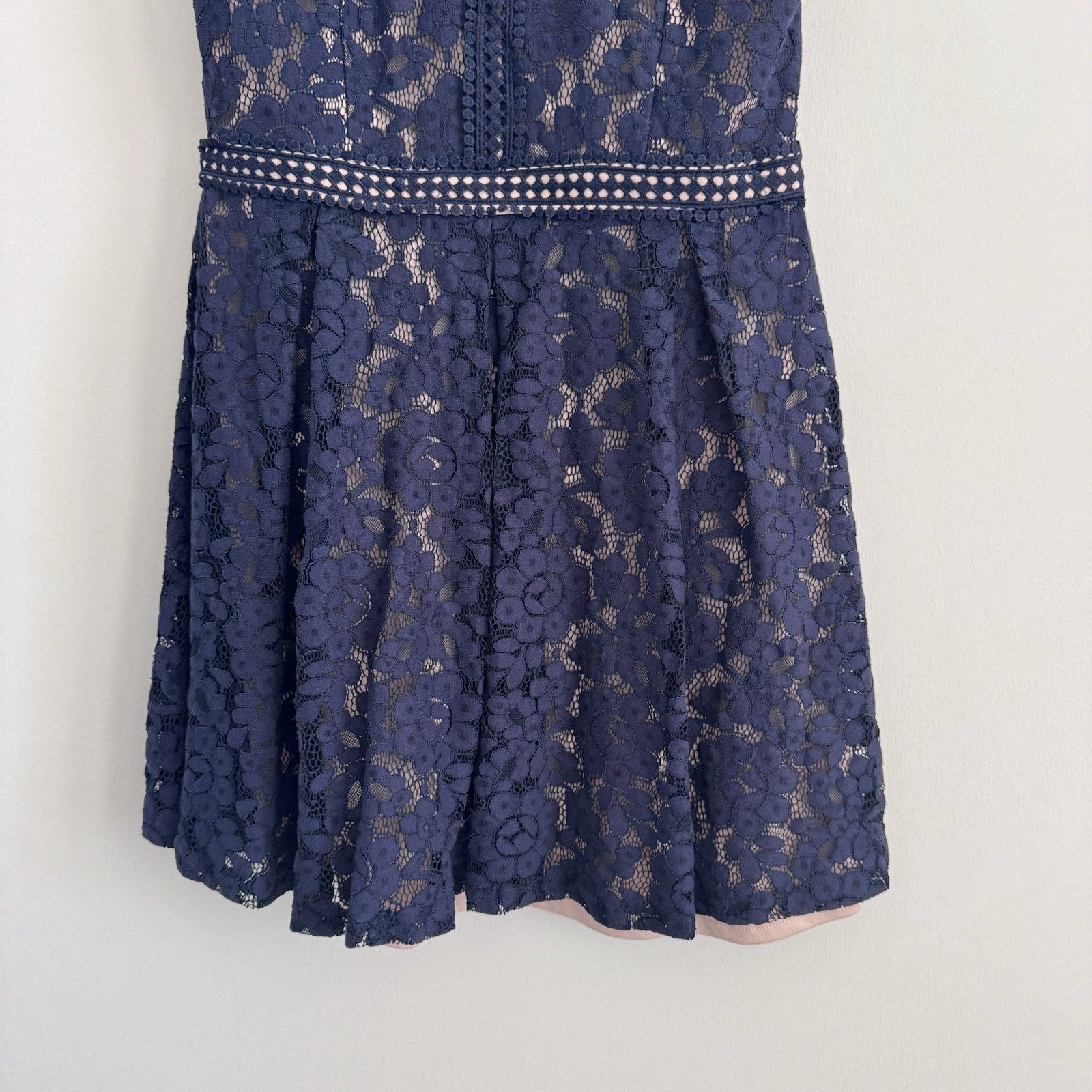 Blu Pepper Navy Lace Halter Dress L Nude Lining B8SD1112 Cocktail
