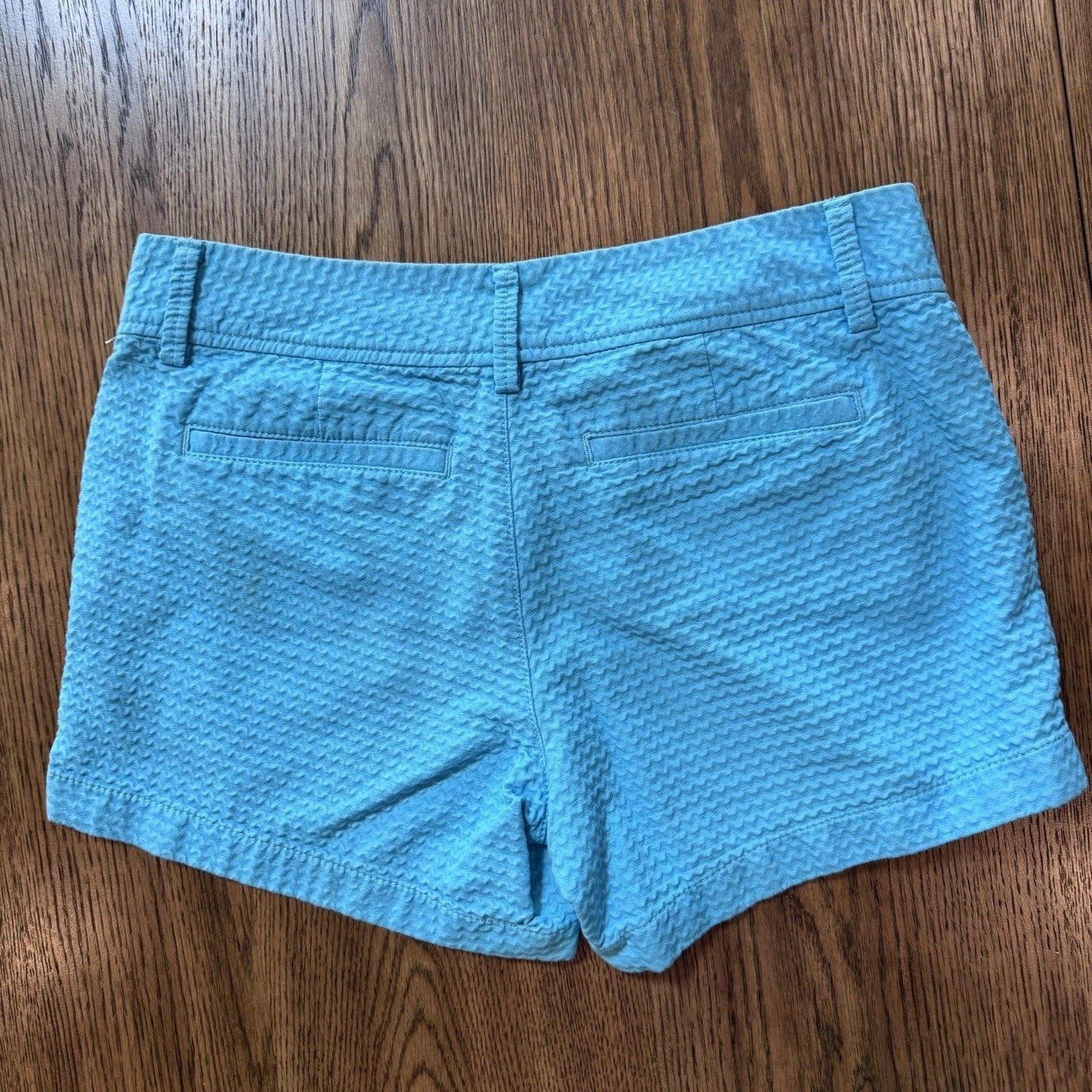 Lilly Pulitzer The Callahan Short Size 2 Aqua Blue Textured Cotton Seersucker