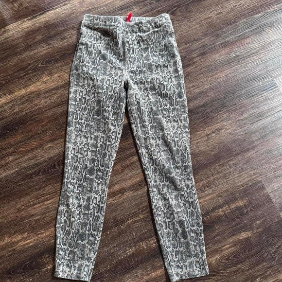Spandex Jean-ish leggings size M