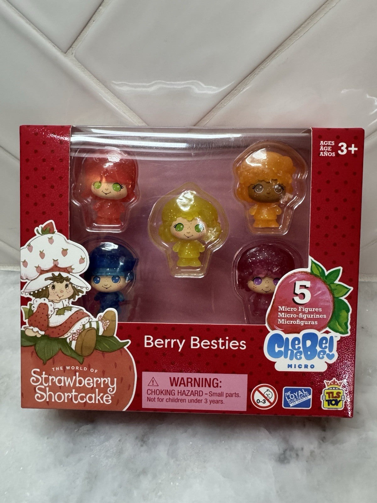 Strawberry Shortcake Berry Besties Micro Dolls Chee Bee Scented New in Box