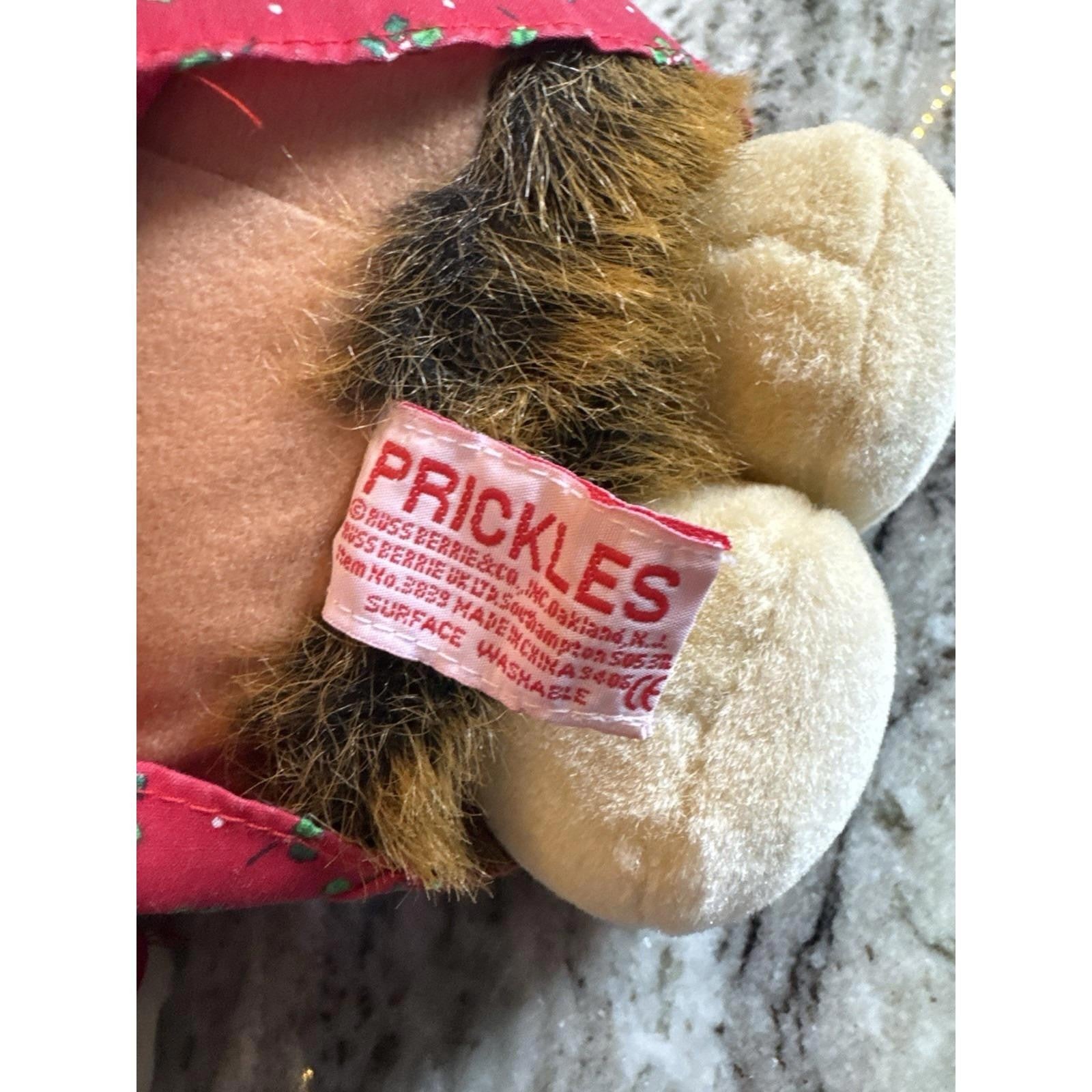 Russ Berrie Prickles Hedgehog Stuffed Animal Plush Christmas W/ Night Gown/Dress