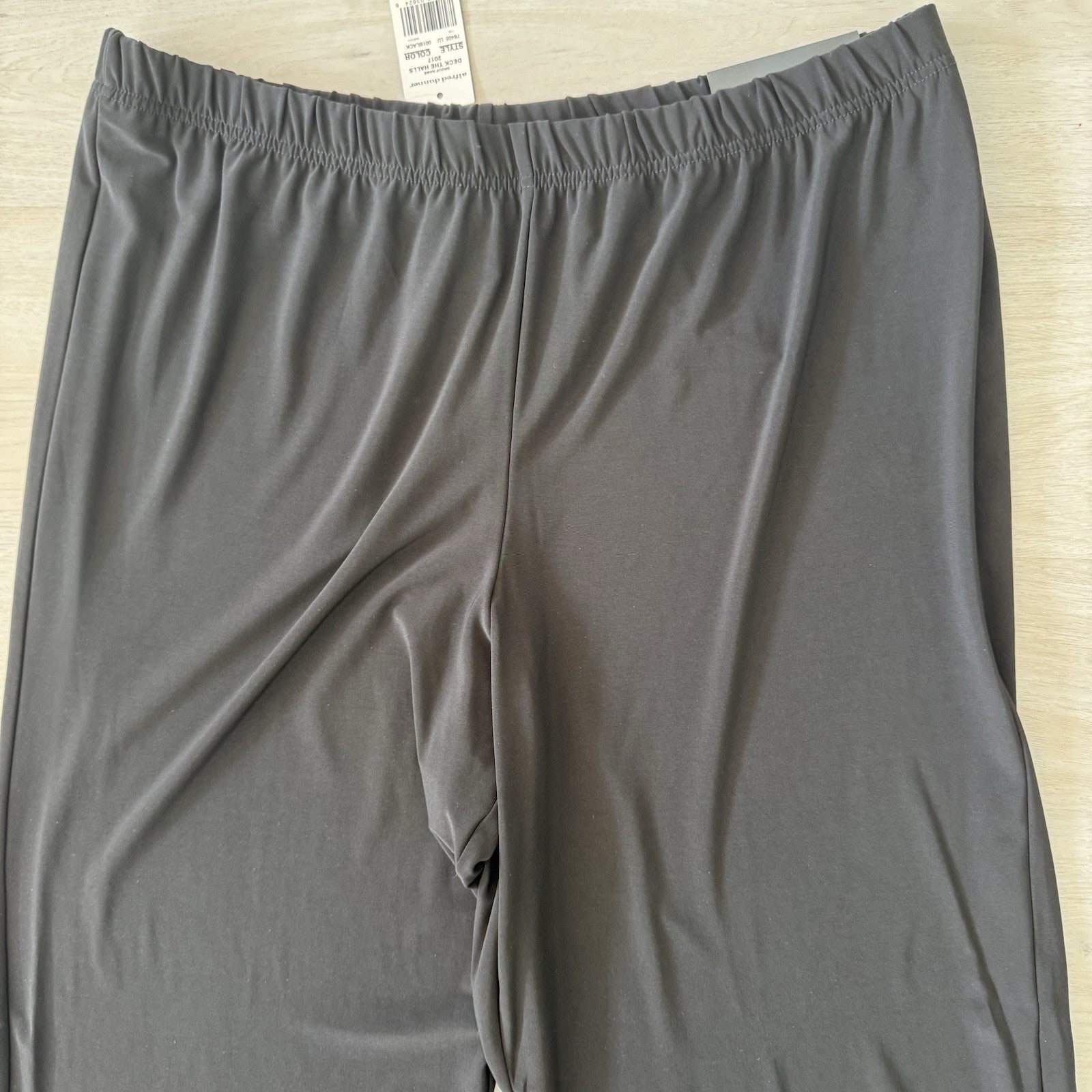 Alfred Dunner NWT Size 20 Black Classic Fit Pull On Pants