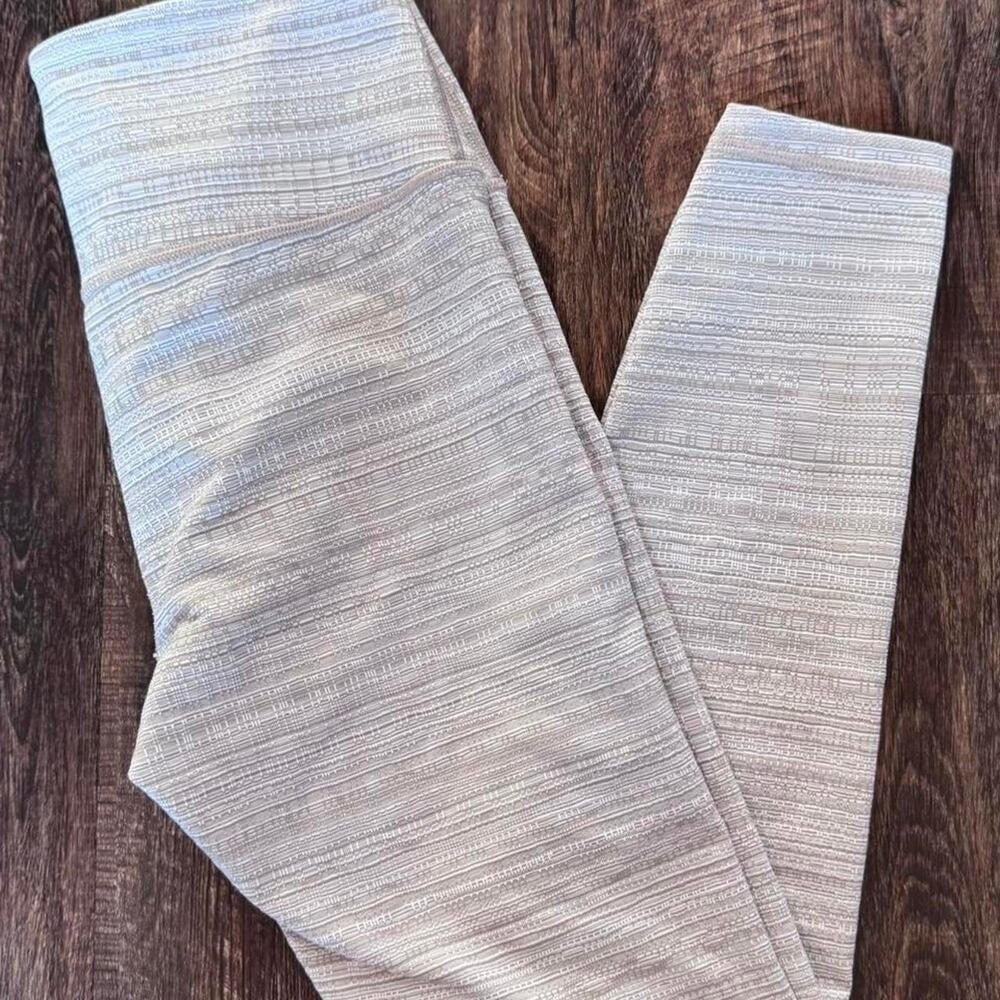 Athleta high rise jacquard chaturanga