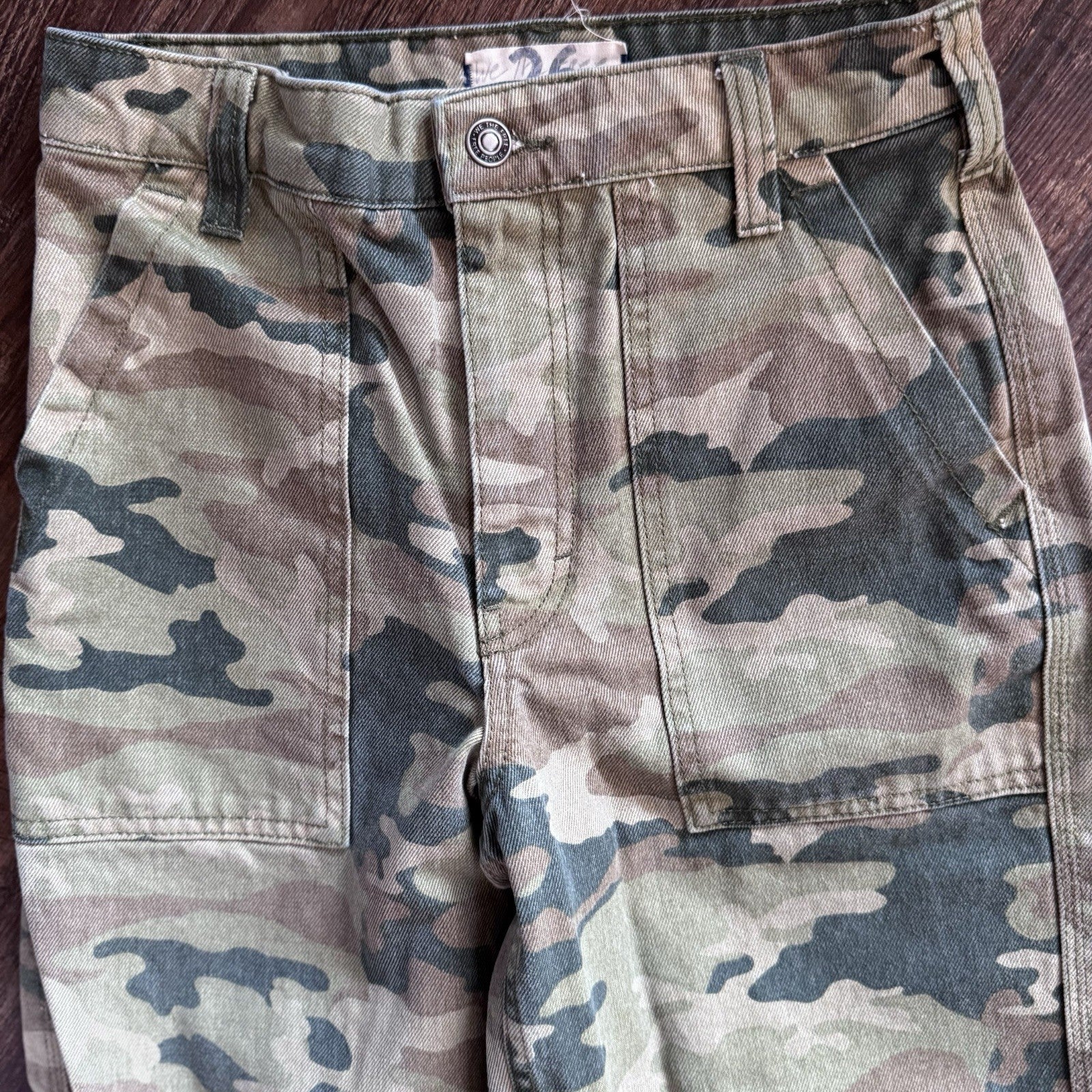 Free People Remy Camouflage-Print Cotton Cropped Pants Size 26