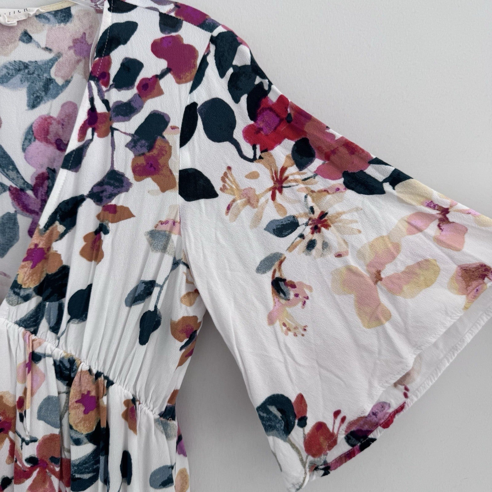 Love Stitch Floral Boho Dress – Size Small – Bell Sleeve – Lined