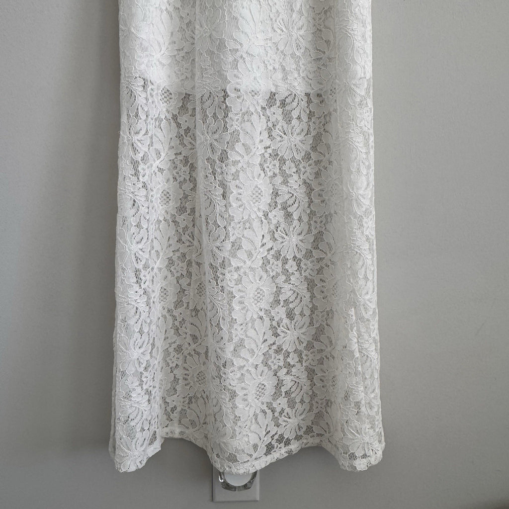 NWT Aura Red Dress Boutique White Lace Maxi Dress Sleeveless Women’s Small
