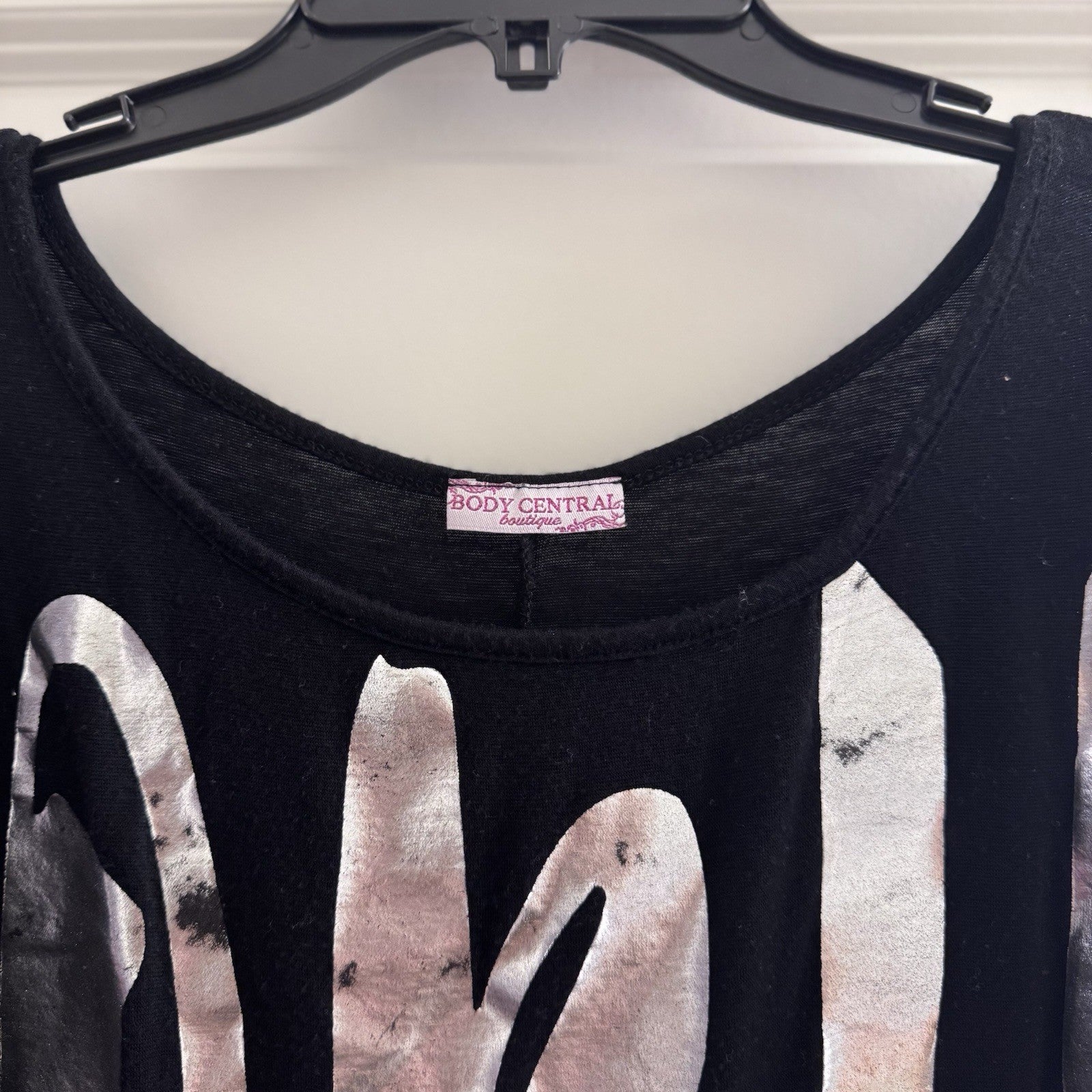 Vintage Y2K Body Central OK! Graphic Dolman Sleeve Top Black Metallic S USA 2007