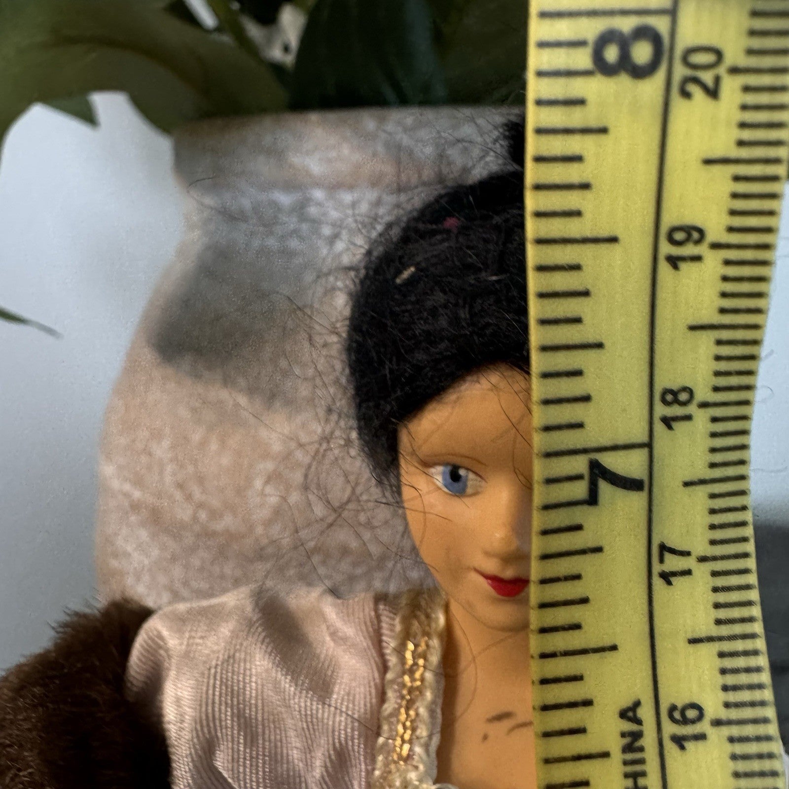 Vintage Souvenir Doll Italy Venice Princess Lace Crinoline Fur Stole 1950s 7"