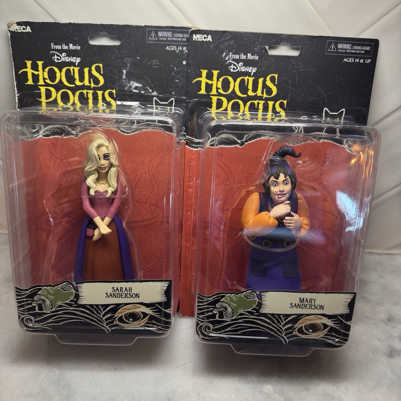 NECA Hocus Pocus: Toony Terror Sarah & Mary Sanderson 6" Action Figures