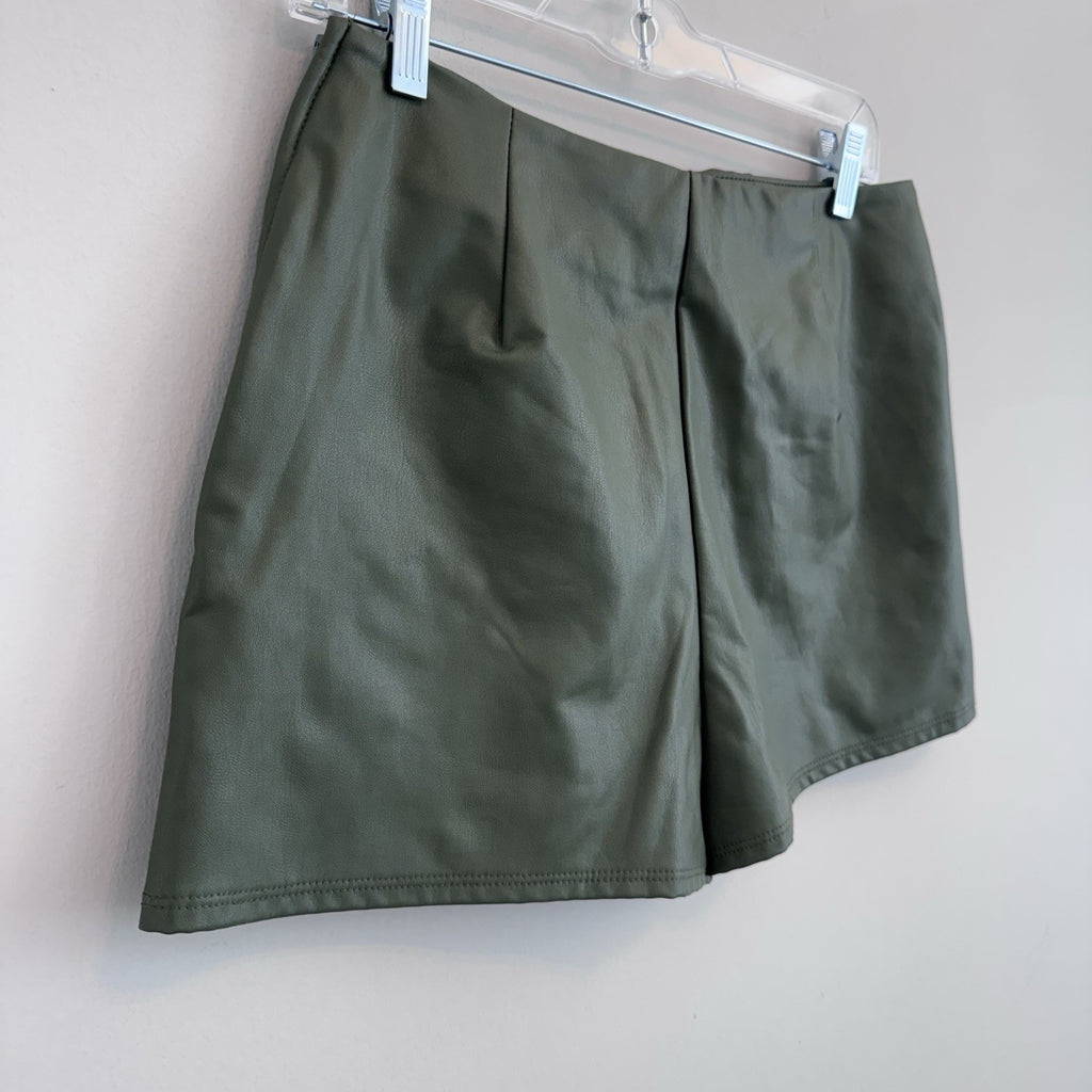 Altar’d State Olive Faux Leather Skort Skirt Shorts M Wrap Mini USA