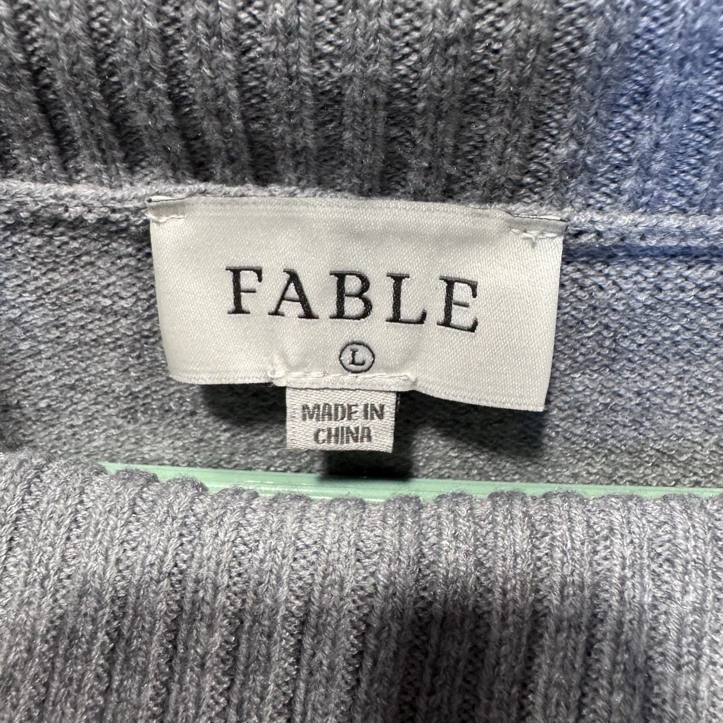 FABLE Women’s Gray Chunky Turtleneck Sweater Size Large Soft Knit Pullover Cozy