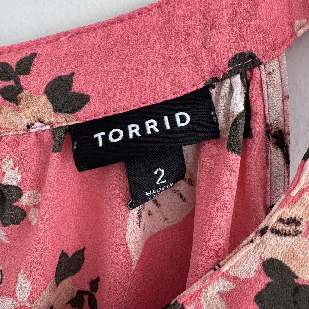 Torrid Floral Sleeveless Blouse Size 2 Pink High Neck Keyhole