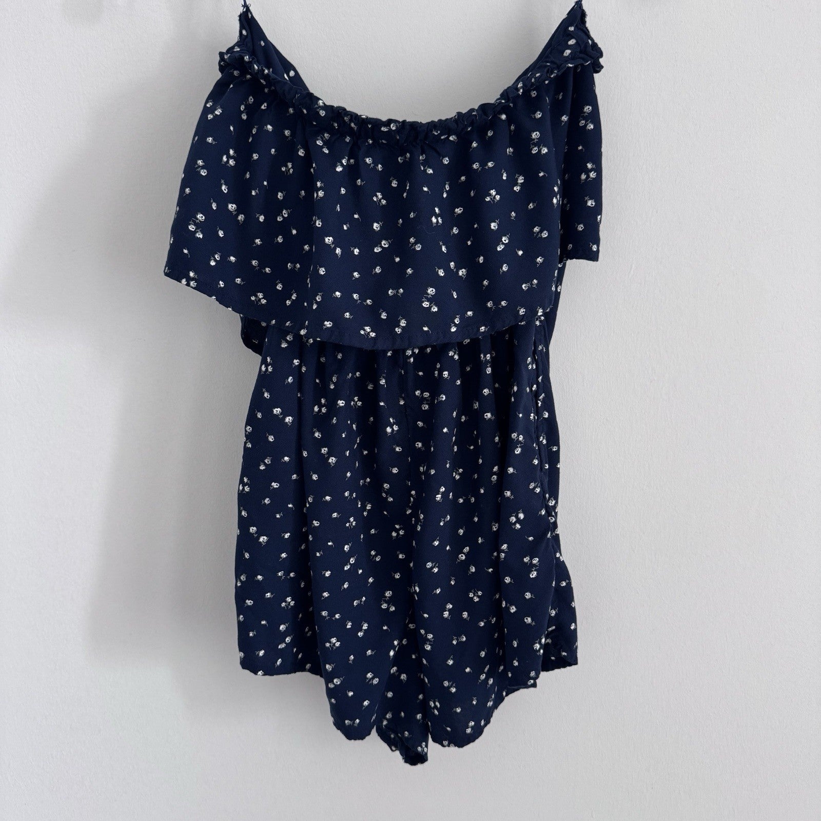 Hollister Off Shoulder Floral Romper Navy Blue Size S Boho Summer