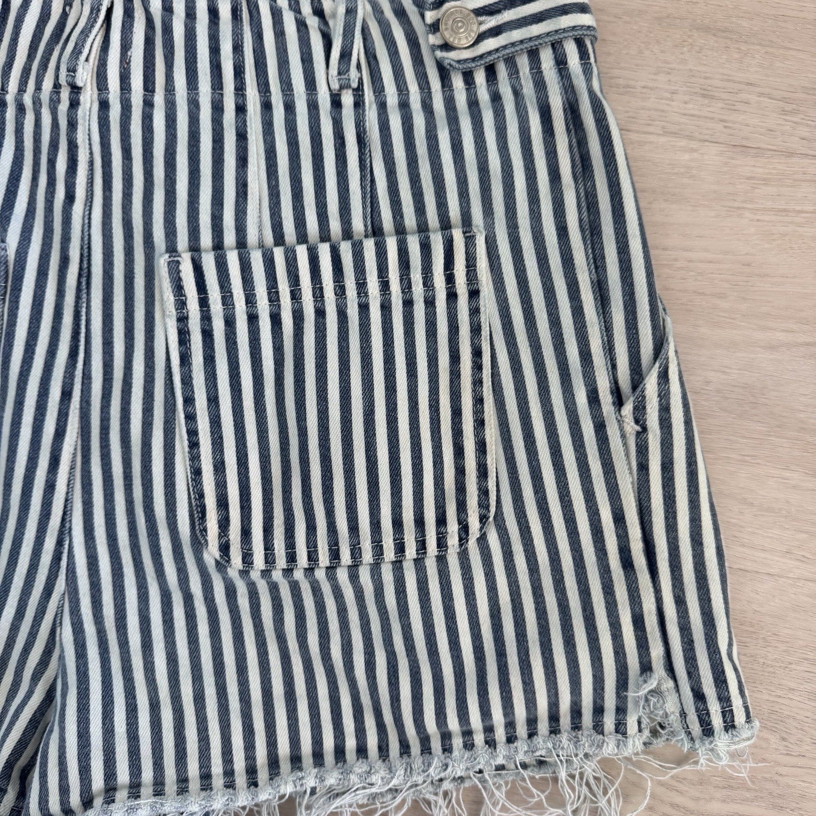 BDG Urban Outfitters Women’s Striped Denim Shorts W29 Raw Hem Y2K
