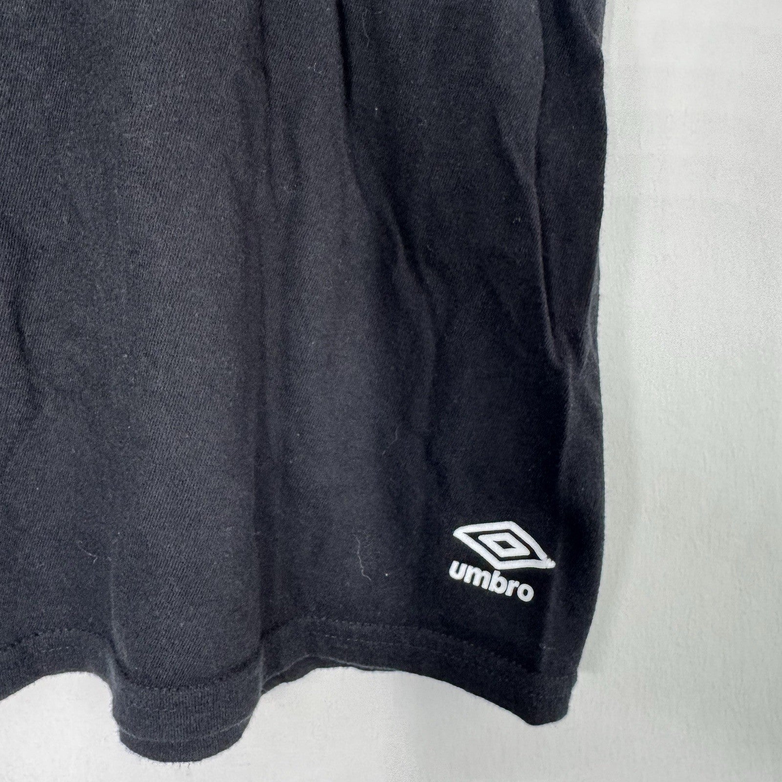 Umbro Black Athletic T Shirt Mens Large Logo Soccer Sports Tee
