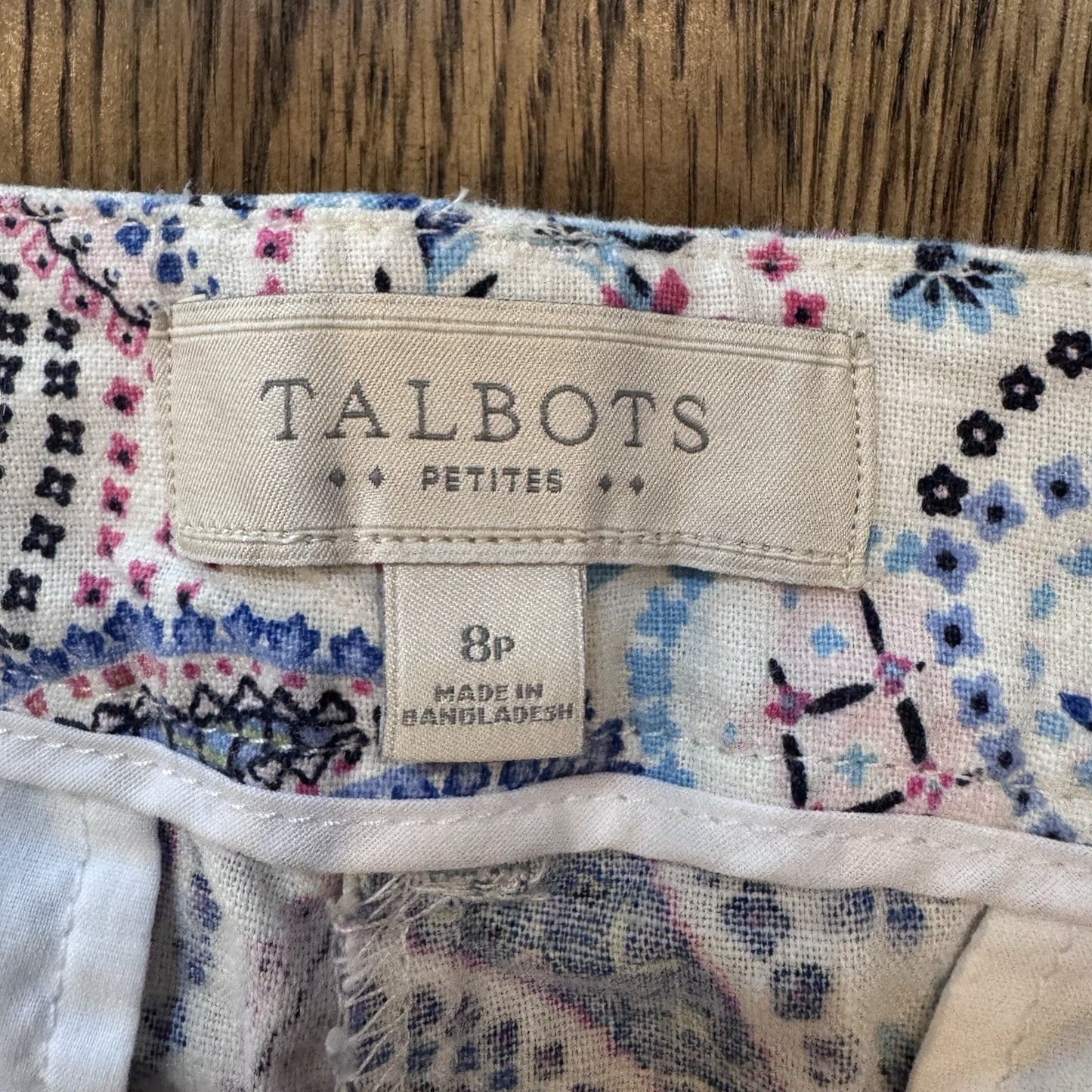 Talbots Petites Linen Cotton Blend Shorts 8P | Multicolor Paisley Print