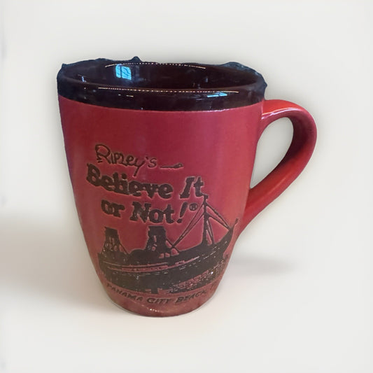 VTG RIPLEY'S BELIEVE IT OR NOT PANAMA CITY BEACH FLORIDA SOUVINER COFFEE CUP MUG