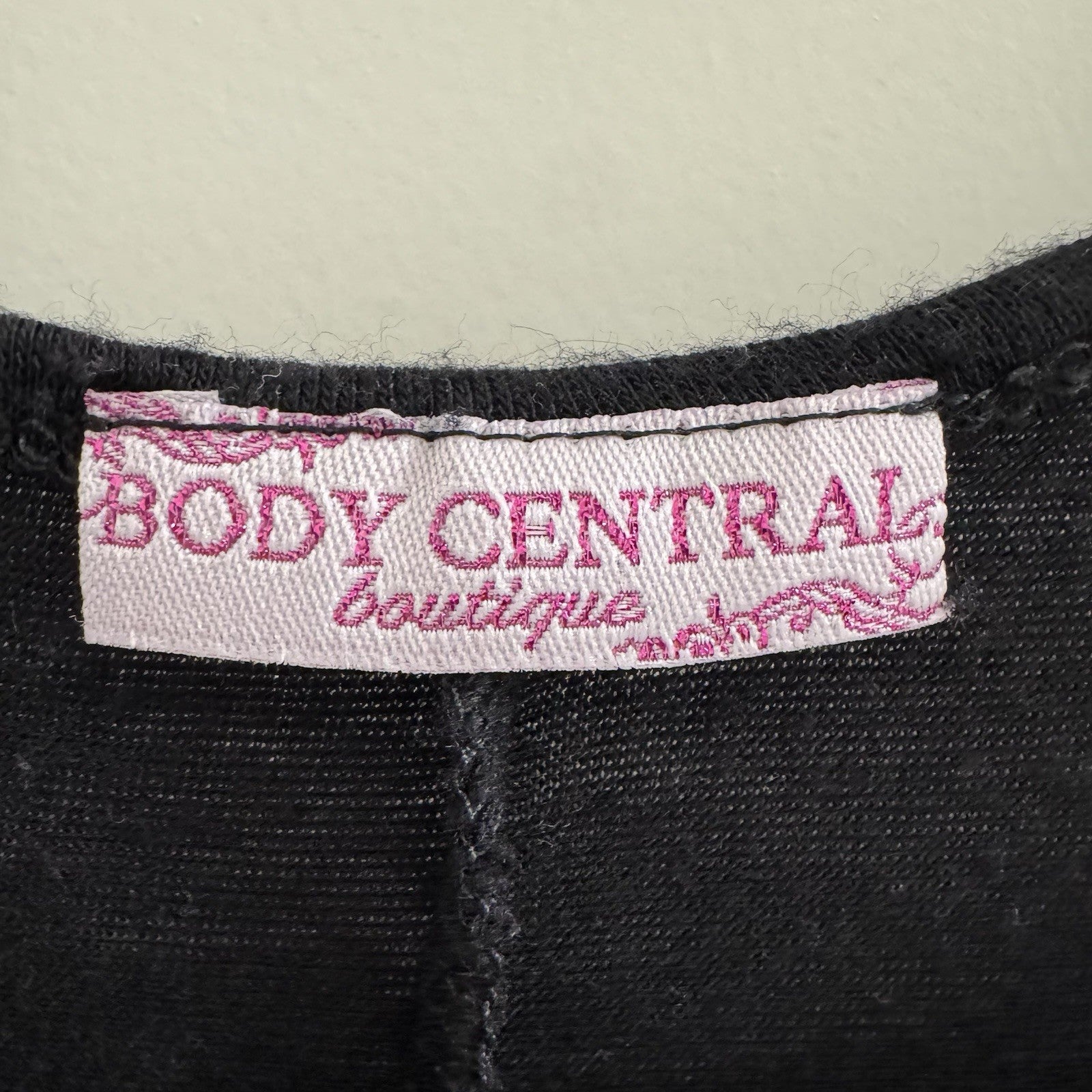 Vintage Y2K Body Central OK! Graphic Dolman Sleeve Top Black Metallic S USA 2007