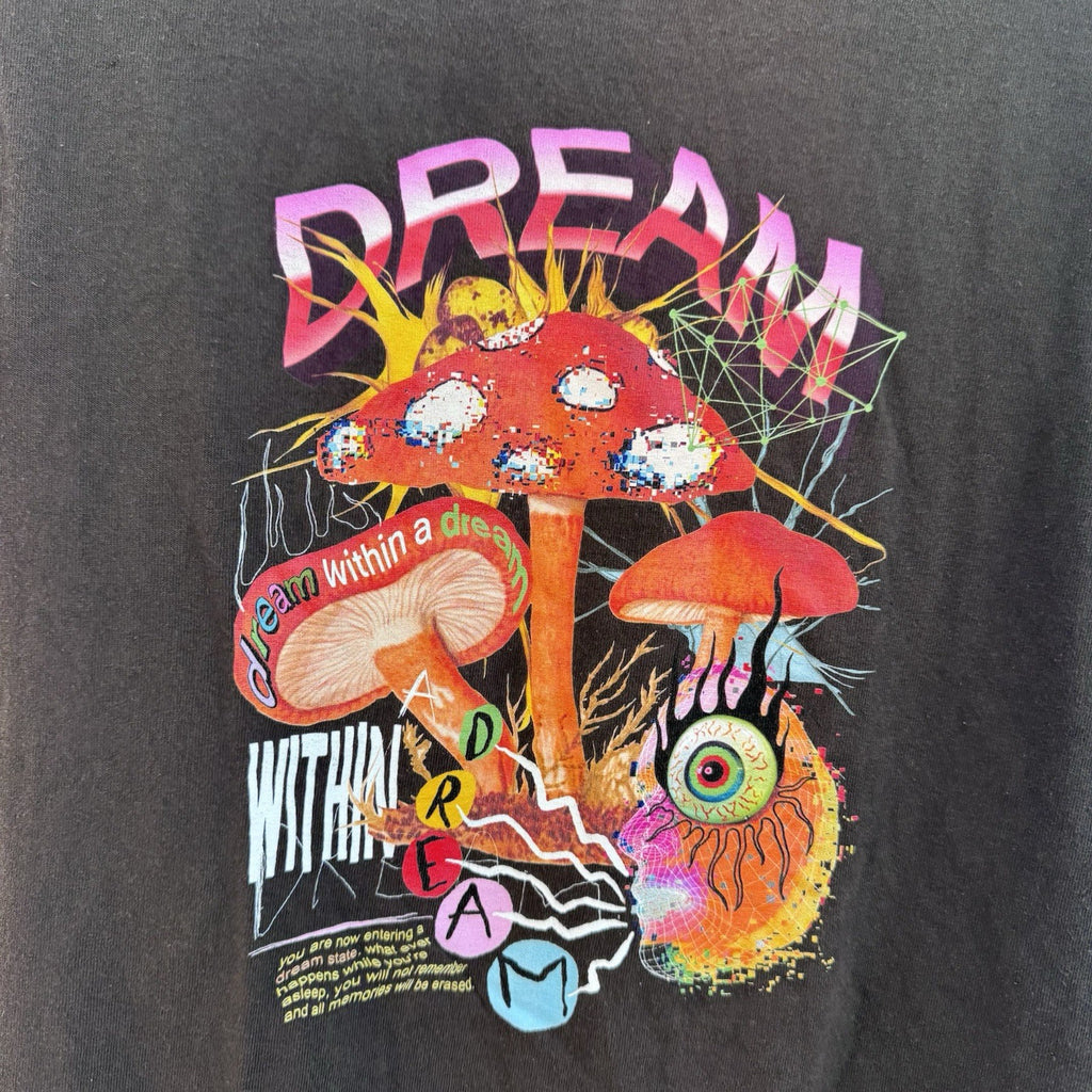 Teen Hearts Dream Within A Dream Graphic T Shirt Black Women’s Small Cotton