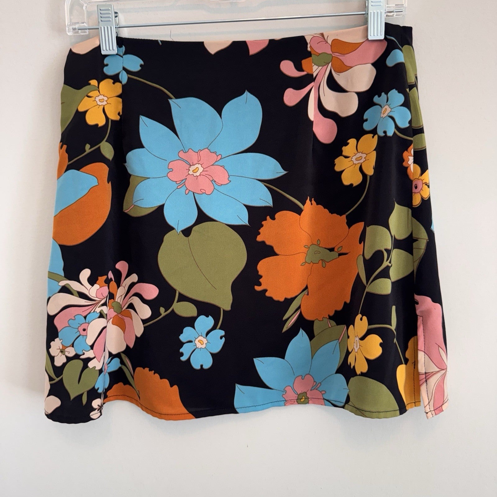 Feeling It Floral Skirt Black Blue Yellow Boho Retro Bold Print Size M Boutique