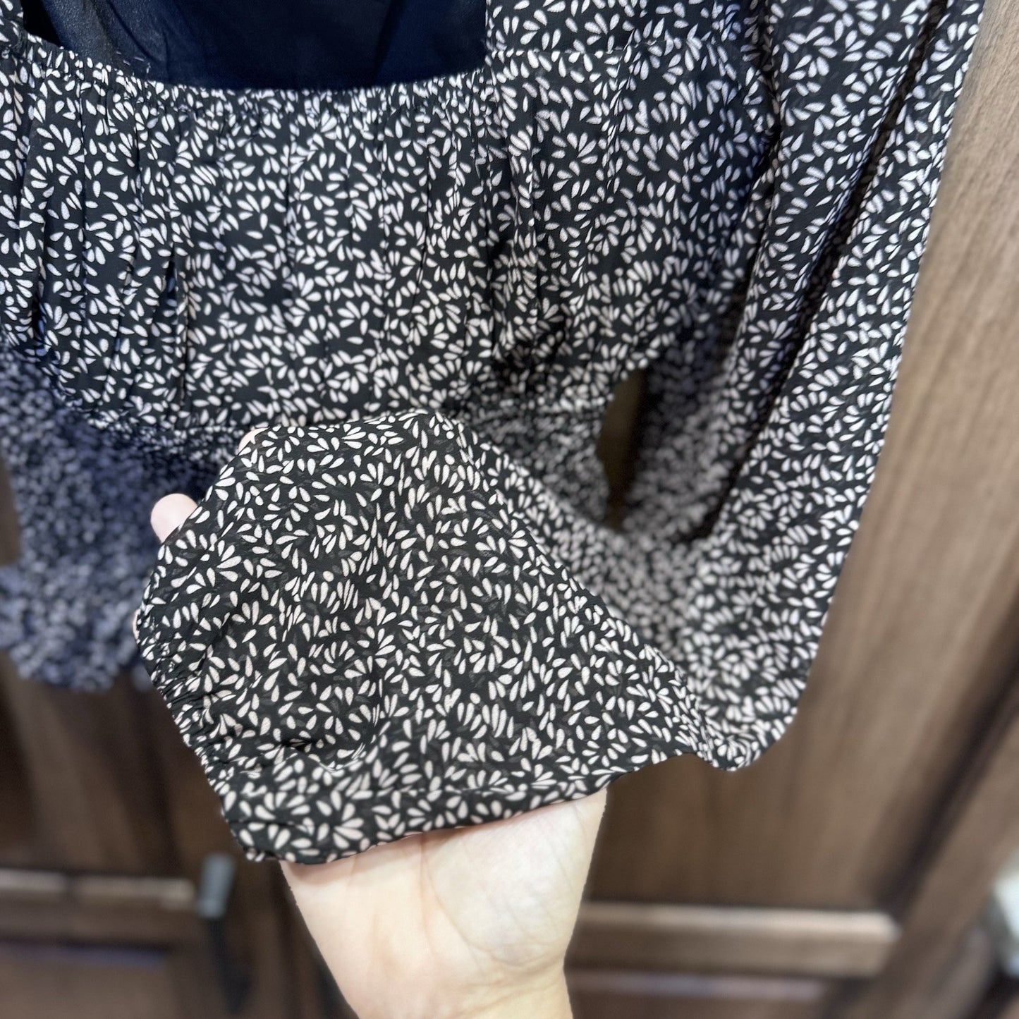 Princess Polly Smocked Peplum Top US 2 Black White Floral Print Long Sleeve