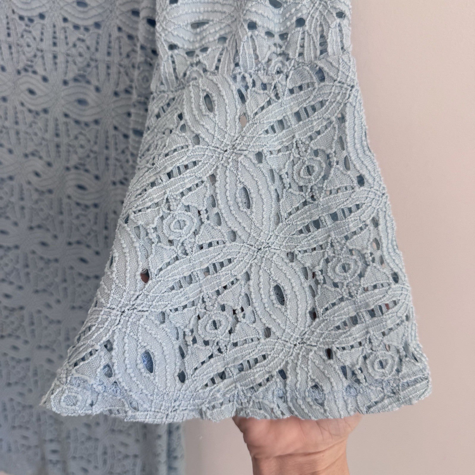 RN Studio Blue Lace Shift Dress Women’s Size 14 Bell Sleeve Lined Zip Back