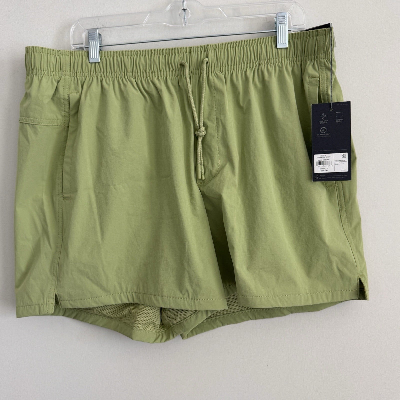VRST Men's XL 5" Everyday Short Green Seedling NWT Relaxed Fit Athletic