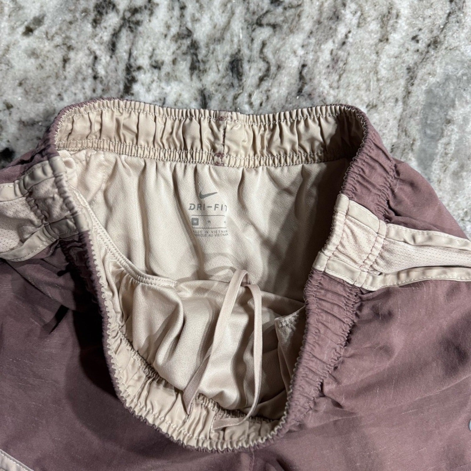 Nike Dri-Fit  Womens Running Activewear Shorts Size M Dusty Pink