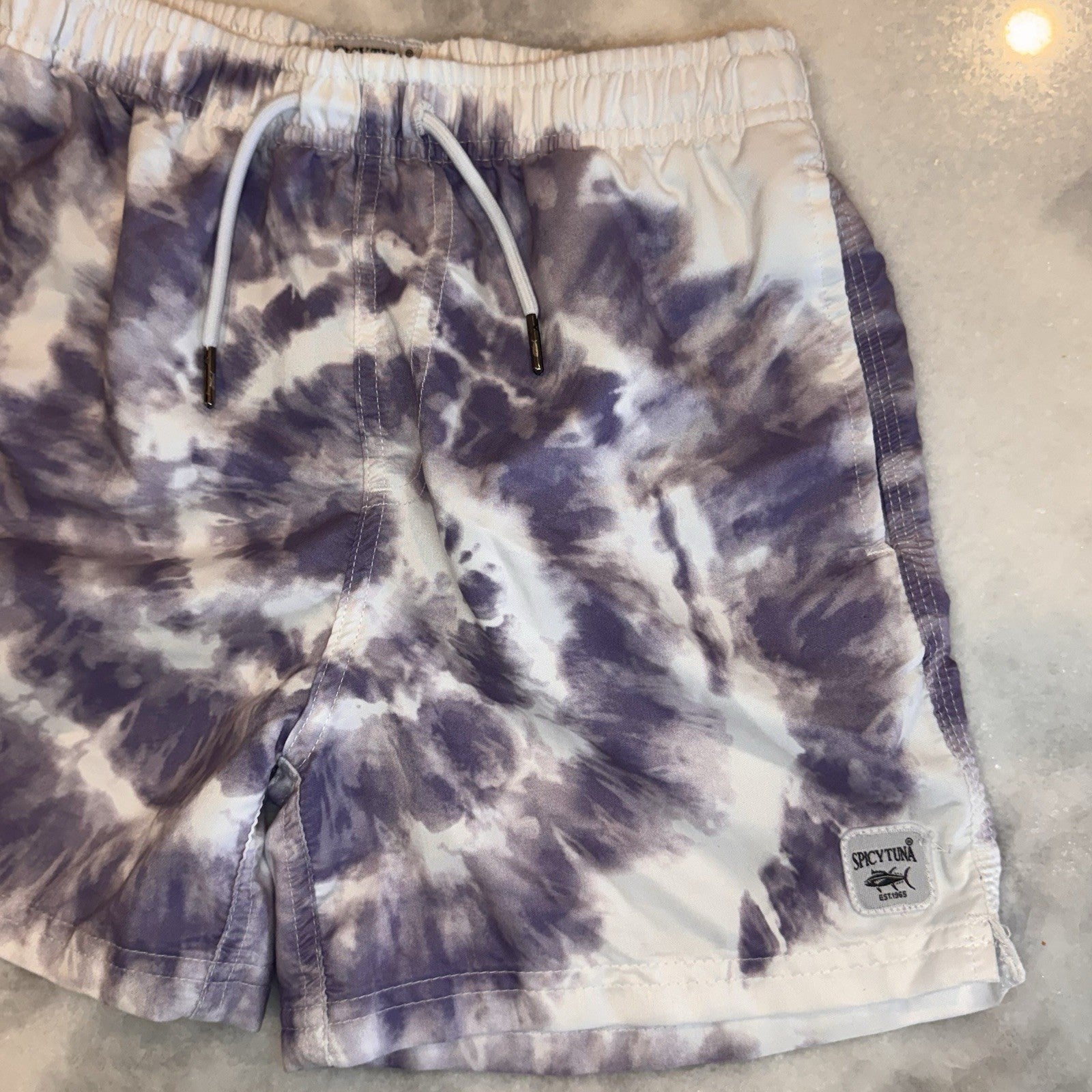 Spicy Tuna Boys Size 12 Swim Trunks Board Shorts Purple White Tie Dye Mesh Lined