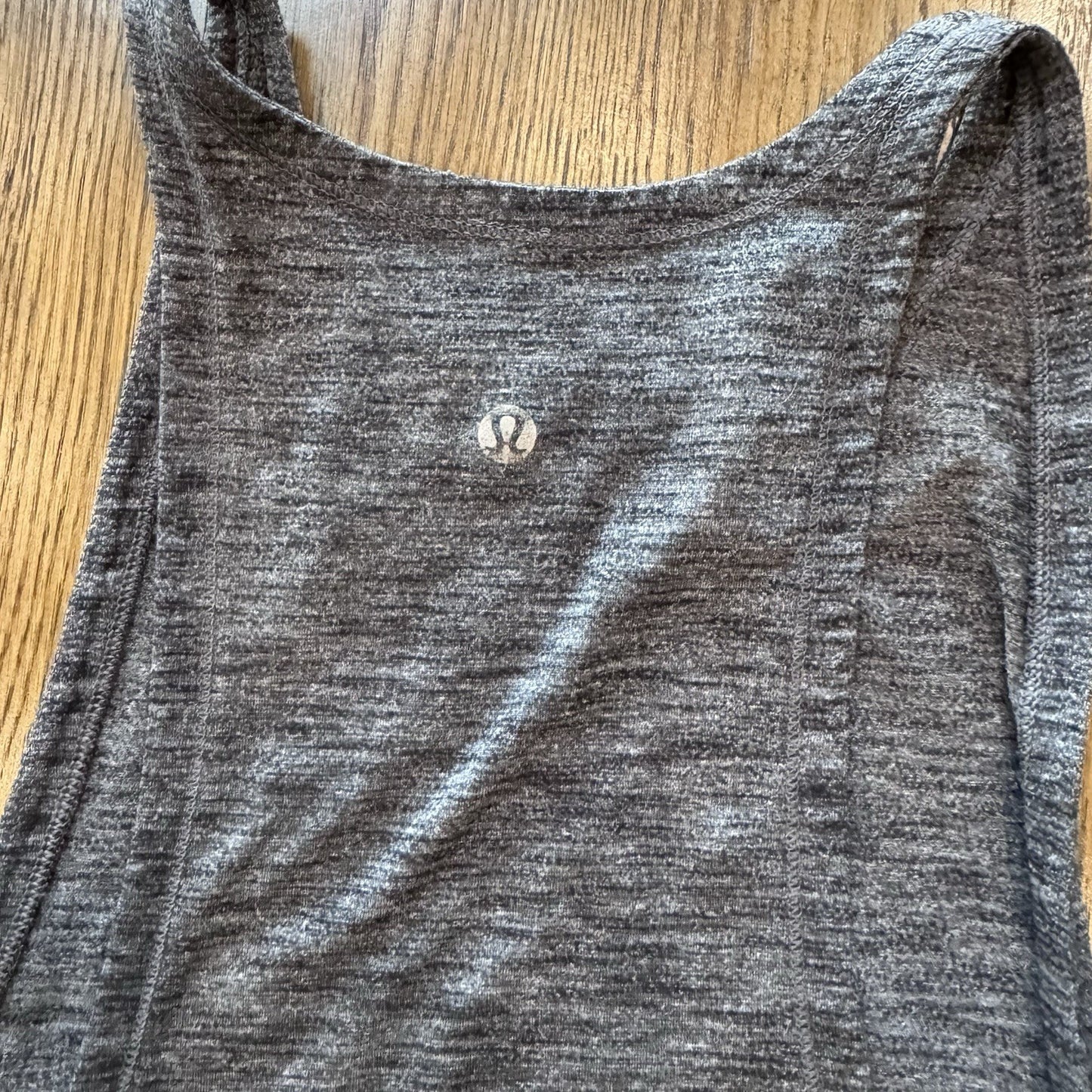 Lululemon Women’s Dark Gray Racerback Tank Top Size 6/8 (Estimate)