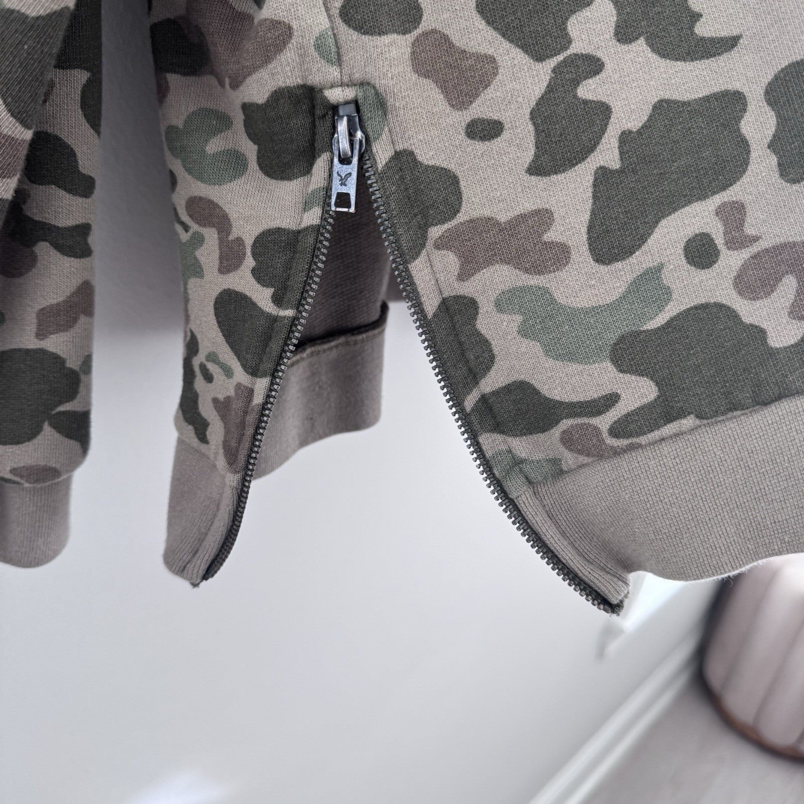 American Eagle Camo Sweatshirt XL Side Zip Crewneck Pullover Y2K Rare