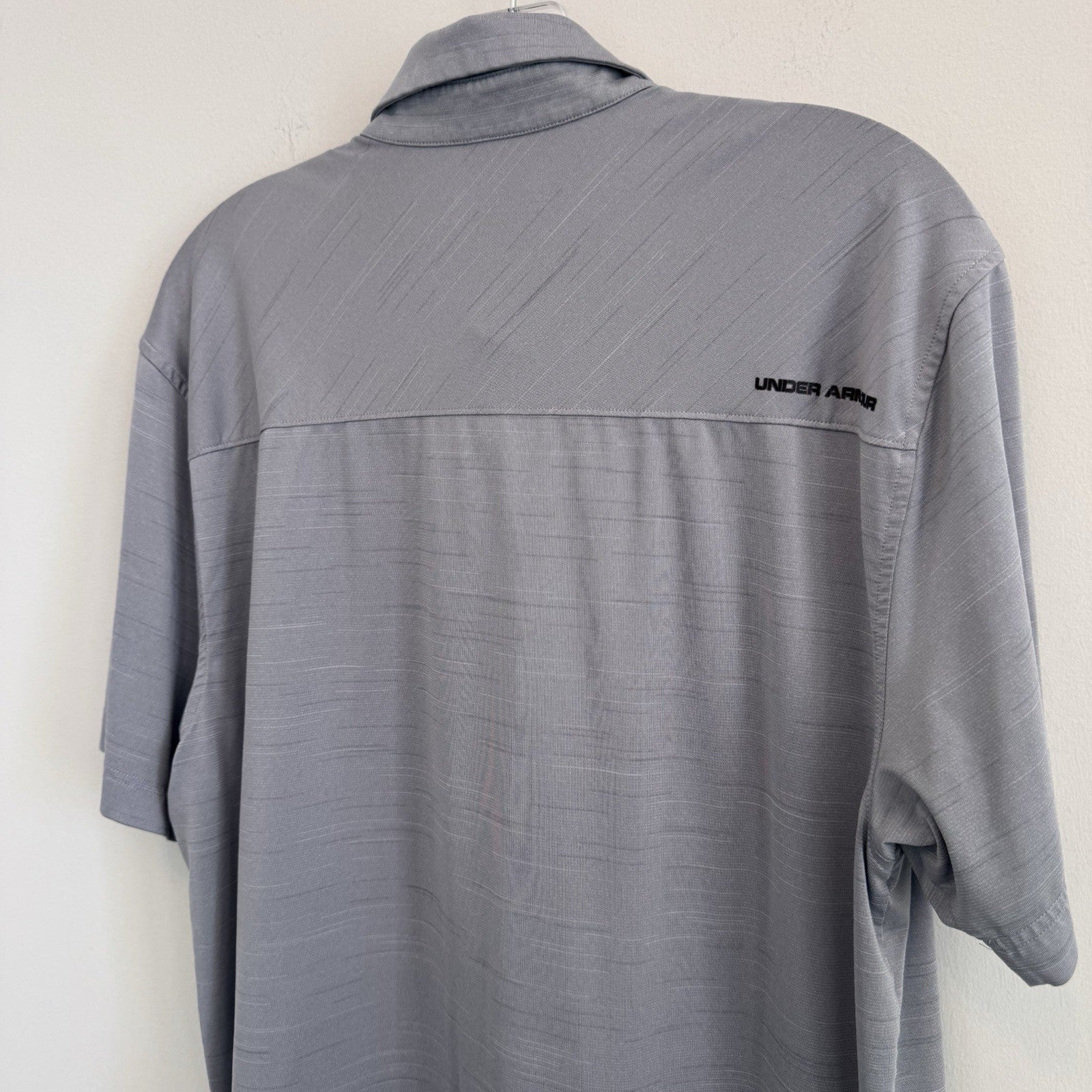 Under Armour HeatGear Men's Large Gray Polo Shirt Loose Fit Golf Activewear