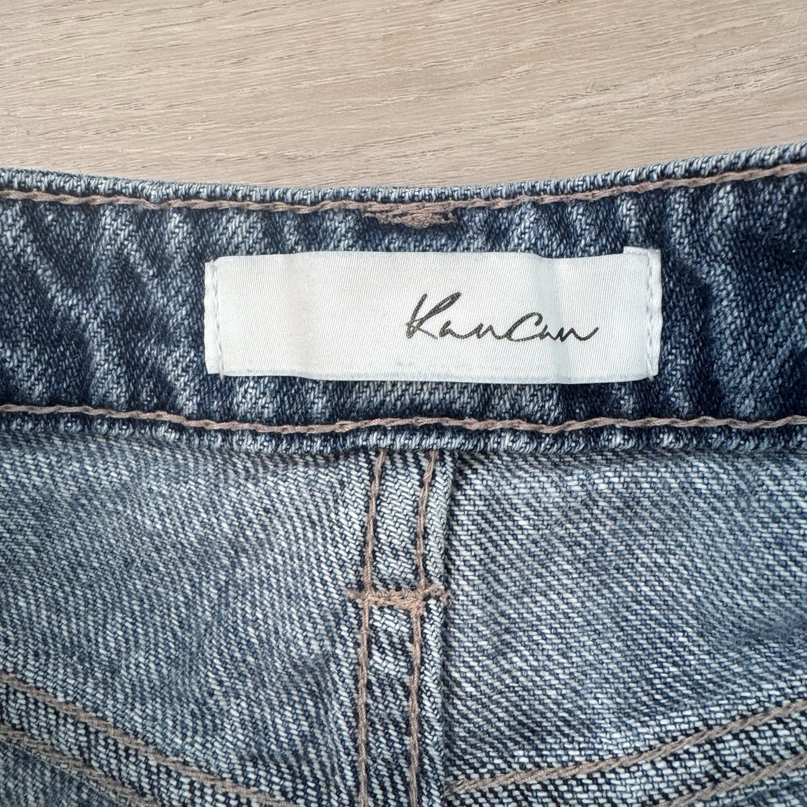 KanCan Distressed Denim Shorts Women’s Small Button Fly Raw Hem Festival