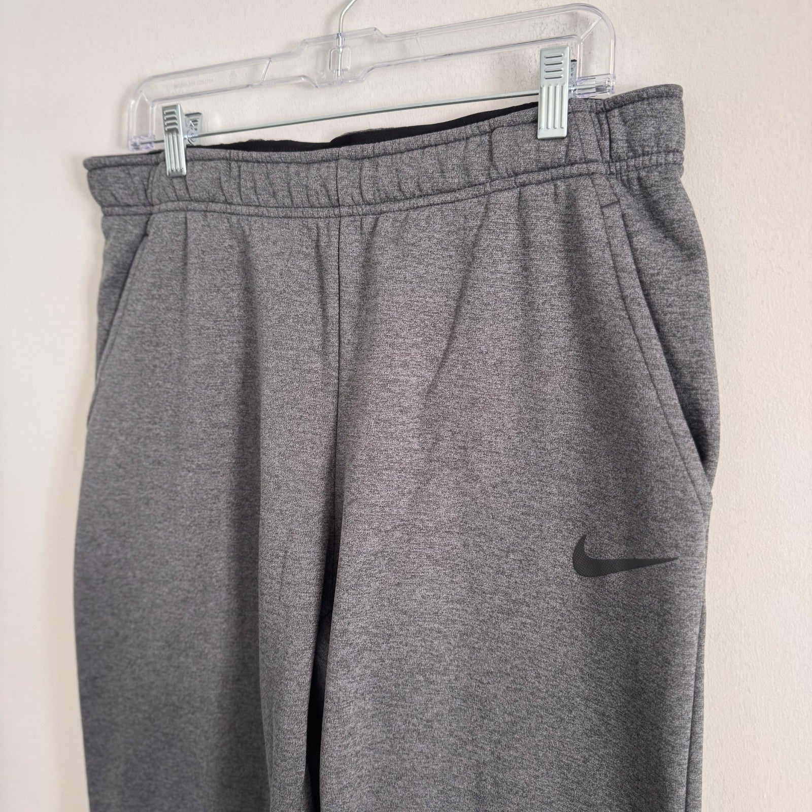 Nike Dri-Fit Men's Large Charcoal Grey Fleece Training Sweatpants