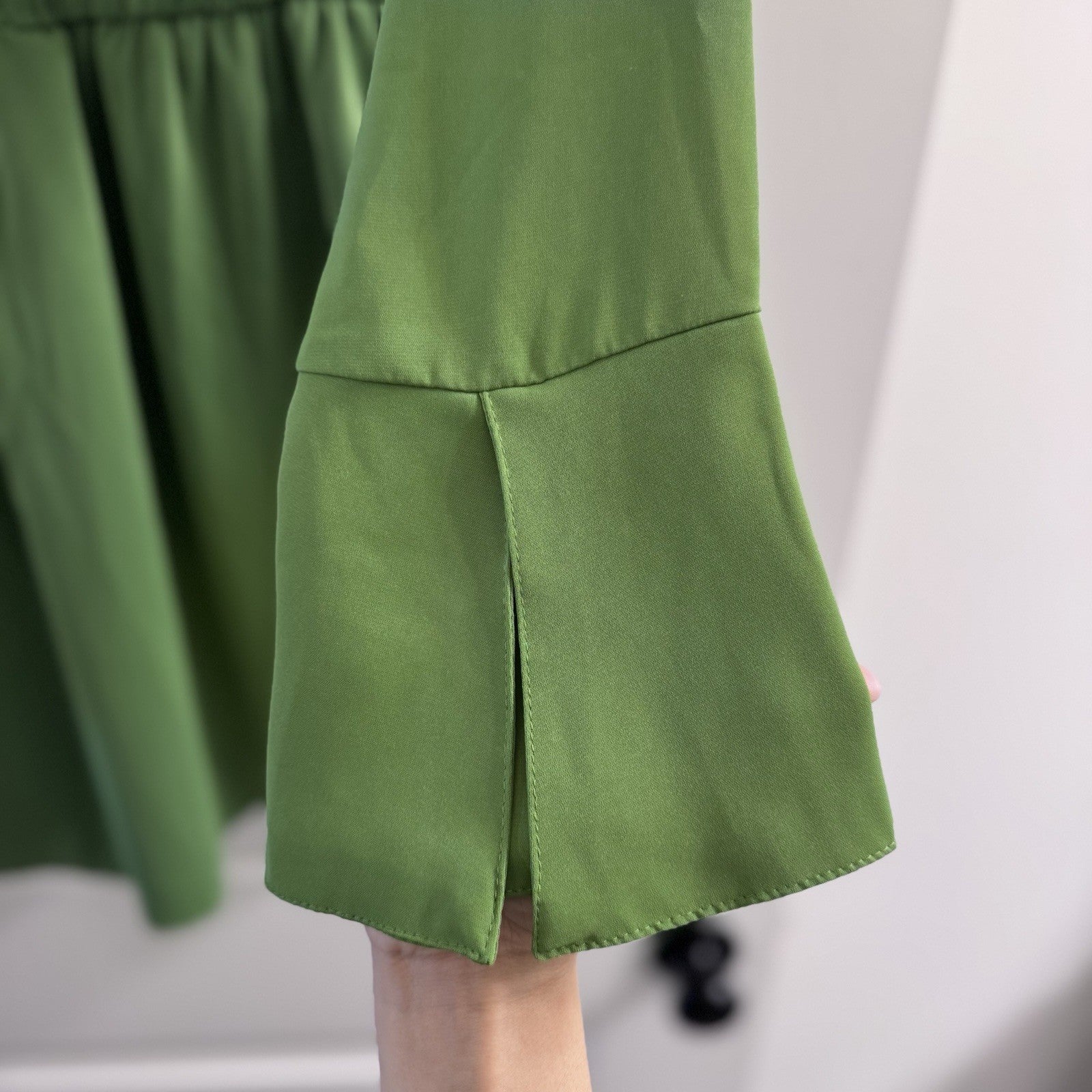 Abercrombie & Fitch Lime Green Twist Button Up Minimalist Dress Size Small