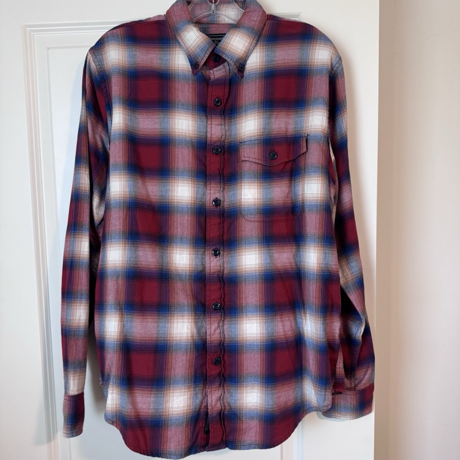 Abercrombie & Fitch Men’s Plaid Flannel Shirt M Red Blue Long Sleeve Cotton
